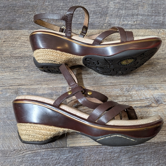 Brown Leather Sandals - Picture 3 of 6